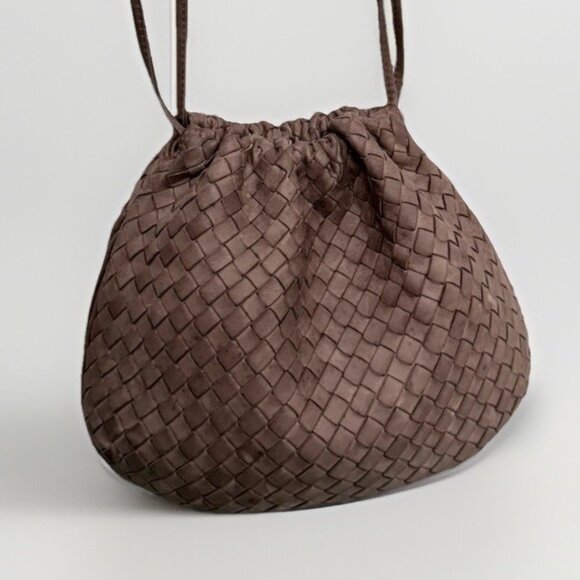 Vintage Bottega Veneta Camel Leather Crossbody Shoulder Bag Italy Authentic - Picture 1 of 8